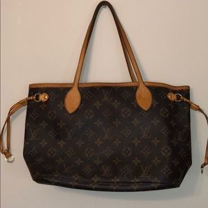 Louis Vuitton Monogram Canvas